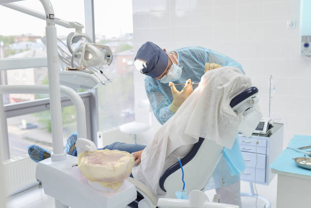 Best Root Canal Emergency Dentist  in Wlowbrook, IL